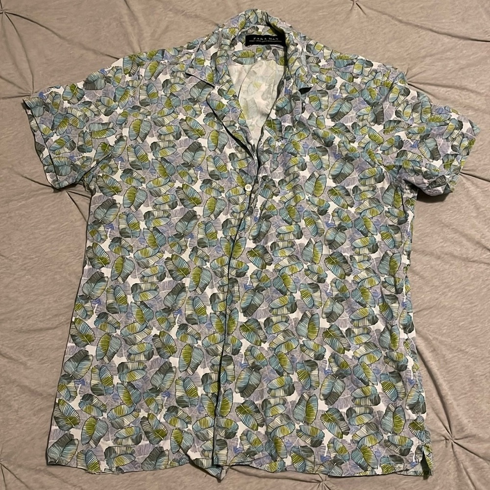 Zara print button down short sleeve